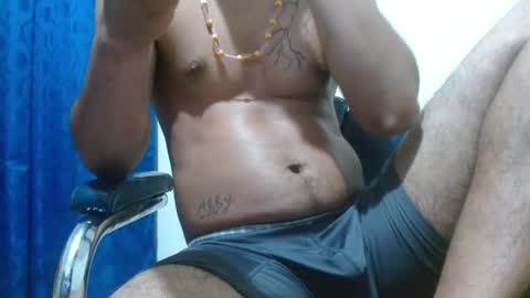 Snapshot of thehousedog chatting on April 2026 02:14:02 AM thehousedog online show from April 2026 02:14:02 AM