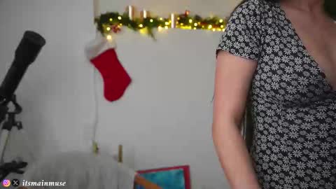 Iris online show from December 2025 08:48:01 PM