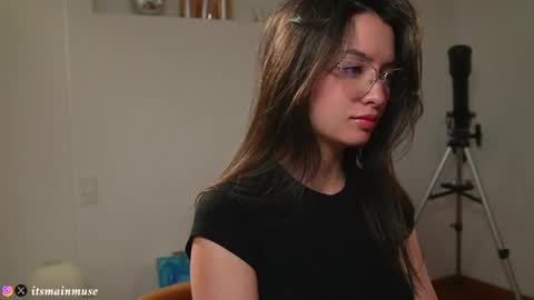 Snapshot of theirismuse chatting on April 2026 11:02:02 PM Iris online show from April 2026 11:02:02 PM