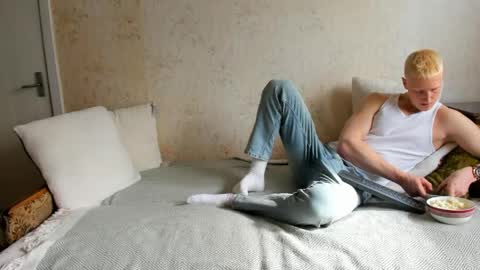 Snapshot of thejacob_d chatting on April 2026 12:29:02 PM thejacob_d online show from April 2026 12:29:02 PM