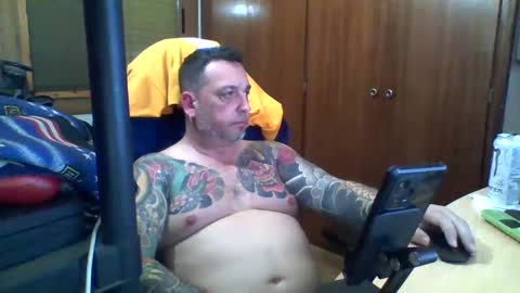 Snapshot of thekier chatting on February 2025 05:50:02 PM thekier online show from February 2025 05:50:02 PM