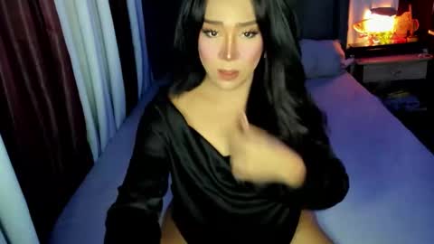 Snapshot of thekillersmilexx chatting on February 2026 06:06:02 AM Saraya Meowk online show from February 2026 06:06:02 AM