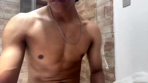 themachcute online show from May 2026 06:07:02 PM