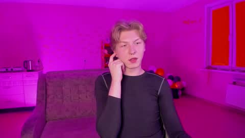 Sever online show from February 2025 10:54:01 PM