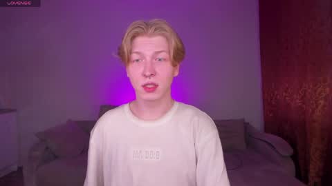 Snapshot of themikesever chatting on April 2026 11:53:02 AM Sever online show from April 2026 11:53:02 AM