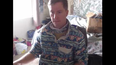 Daisy and Tim online show from November 2025 06:45:01 PM