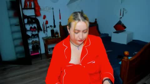 Snapshot of thenaughtygf chatting on March 2026 11:23:02 PM thenaughtygf online show from March 2026 11:23:02 PM