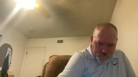 Snapshot of thenewganon chatting on May 2026 05:12:01 AM thenewganon online show from May 2026 05:12:01 AM