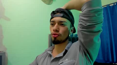 Snapshot of theo_stone04 chatting on September 2025 07:29:01 AM Theo online show from September 2025 07:29:01 AM