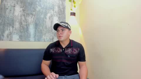 Snapshot of theo_wood3 chatting on June 2026 09:50:02 PM Theo online show from June 2026 09:50:02 PM