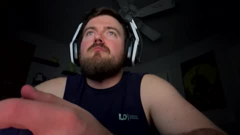 Snapshot of theone0722326 chatting on December 2025 08:23:01 AM theone0722326 online show from December 2025 08:23:01 AM