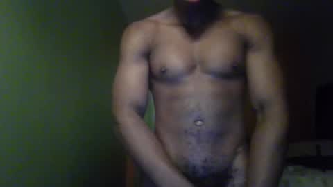 Snapshot of theoneishe chatting on December 2025 12:00:02 PM theone online show from December 2025 12:00:02 PM