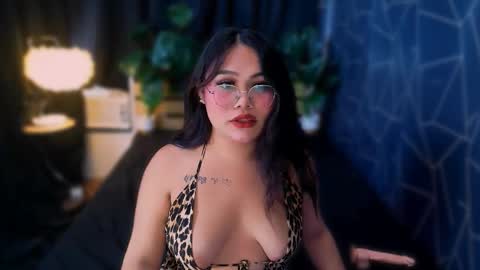 FRANCINE online show from February 2026 01:54:02 AM