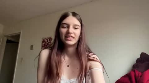 Astrid online show from June 2026 10:21:02 PM