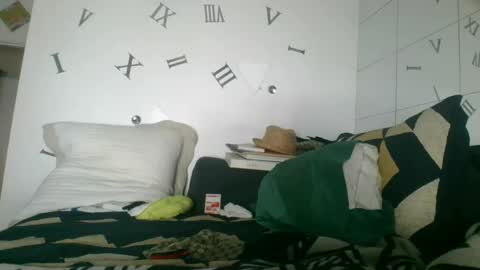 Snapshot of theoutfitter chatting on September 2025 11:21:01 PM MISTERPOWERS online show from September 2025 11:21:01 PM