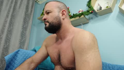 Snapshot of thephenomone chatting on December 2024 04:46:02 PM Chris online show from December 2024 04:46:02 PM