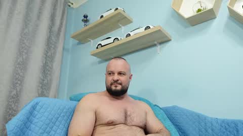 Snapshot of thephenomone chatting on February 2025 07:06:01 PM Chris online show from February 2025 07:06:01 PM