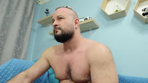 Snapshot of thephenomone chatting on February 2025 06:59:02 PM Chris online show from February 2025 06:59:02 PM