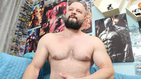 Snapshot of thephenomone chatting on September 2025 05:42:01 AM Chris online show from September 2025 05:42:01 AM