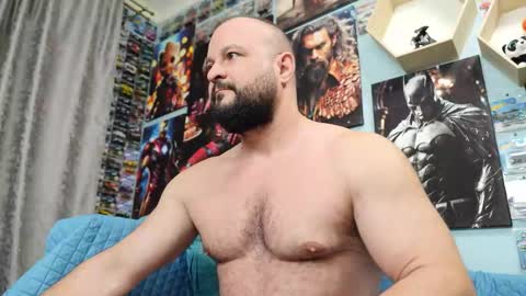 Snapshot of thephenomone chatting on September 2025 04:05:02 AM Chris online show from September 2025 04:05:02 AM