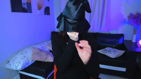 thepretty_kitty online show from November 2025 07:47:01 AM