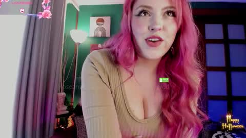 Snapshot of theprincess_rosee chatting on October 2025 08:44:02 PM Rosie  online show from October 2025 08:44:02 PM