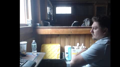 Snapshot of therealbigcheese0695 chatting on February 2025 03:50:02 PM therealbigcheese0695 online show from February 2025 03:50:02 PM