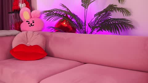 Snapshot of therealfallingangel chatting on February 2025 04:25:01 PM Deea online show from February 2025 04:25:01 PM