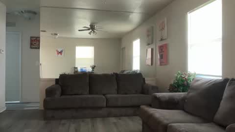 Snapshot of therealferrarii chatting on March 2026 04:12:02 PM therealferrarii online show from March 2026 04:12:02 PM