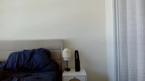 Snapshot of therealkingyoshi chatting on April 2026 04:23:01 PM Yoshi online show from April 2026 04:23:01 PM