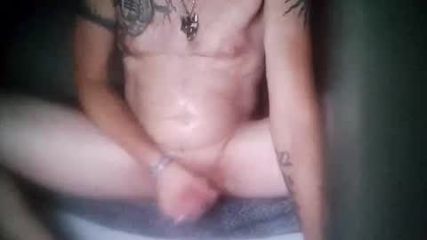 Snapshot of theredking69 chatting on December 2025 09:59:01 AM The Red King online show from December 2025 09:59:01 AM