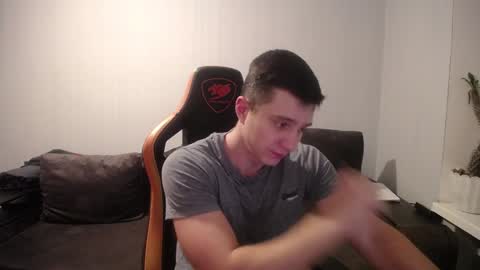 Nick   online show from December 2024 09:48:01 PM