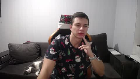 Nick   online show from December 2024 09:44:02 PM