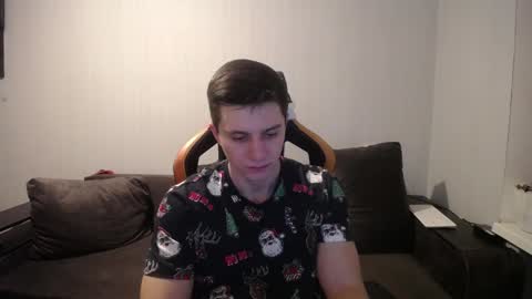 Nick   online show from December 2024 05:58:01 PM