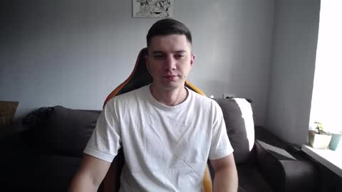 Nick   online show from October 2025 08:09:01 AM