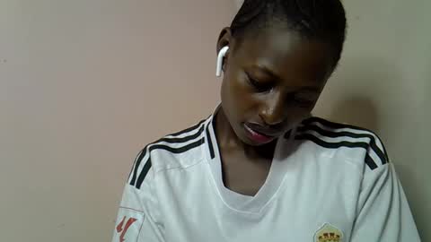 Snapshot of therry_heart chatting on March 2026 06:34:02 PM hearty online show from March 2026 06:34:02 PM
