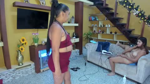 Snapshot of thesecretsoftheroom chatting on December 2024 07:32:02 PM Sindy milf Geltrudis Apolo Tyler and the husban cuckold Patrick online show from December 2024 07:32:02 PM