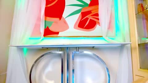 Snapshot of thesexy_kittydoll chatting on November 2025 09:40:01 PM thesexy_kittydoll online show from November 2025 09:40:01 PM