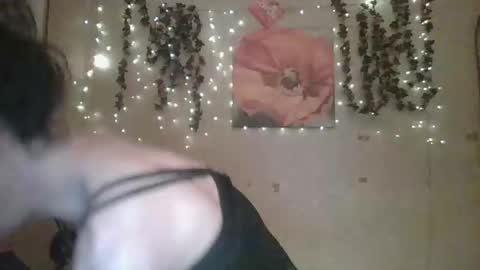 sillymillie0 online show from March 2026 11:45:01 PM