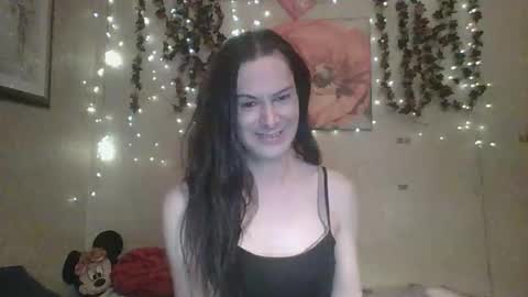 Snapshot of thesillymillie chatting on March 2026 11:33:01 PM sillymillie0 online show from March 2026 11:33:01 PM