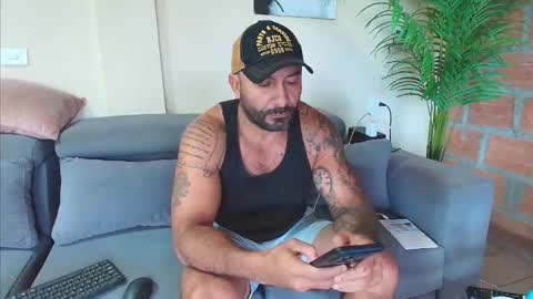 Snapshot of thestraightroom chatting on March 2026 12:12:02 PM thestraightroom online show from March 2026 12:12:02 PM