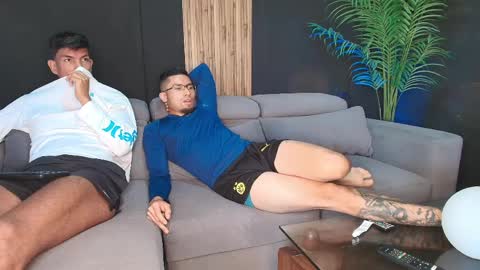 Snapshot of thestraightroom chatting on March 2026 02:51:01 PM thestraightroom online show from March 2026 02:51:01 PM