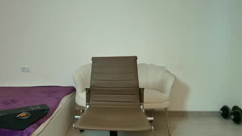 Snapshot of thetopalex chatting on January 2026 06:18:02 AM TheTopAlex online show from January 2026 06:18:02 AM