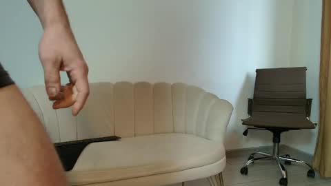 Snapshot of thetopalex chatting on February 2026 06:43:02 AM TheTopAlex online show from February 2026 06:43:02 AM