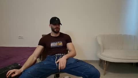 Snapshot of thetopalex chatting on February 2026 07:29:02 AM TheTopAlex online show from February 2026 07:29:02 AM