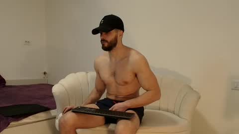 Snapshot of thetopalex chatting on February 2026 07:18:01 AM TheTopAlex online show from February 2026 07:18:01 AM