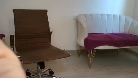 Snapshot of thetopalex chatting on March 2026 07:36:01 AM TheTopAlex online show from March 2026 07:36:01 AM