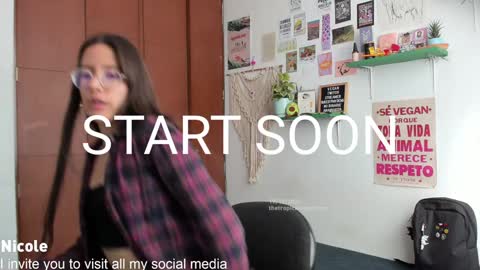 Nicole online show from December 2024 07:29:02 PM