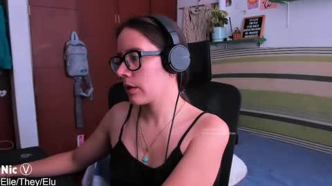 Snapshot of thetropicalseduction chatting on March 2026 03:29:01 PM Nicole online show from March 2026 03:29:01 PM