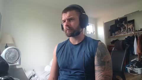 troy online show from April 2026 08:25:02 PM